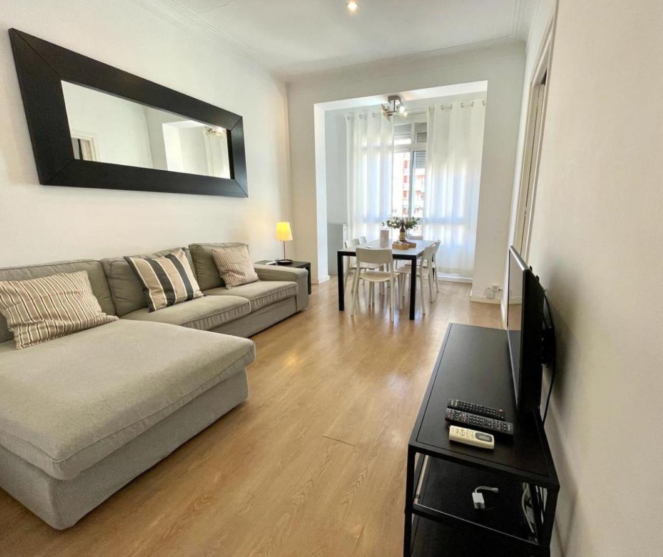 Suites4days Sagrada Familia Apartment Barcelona Bagian luar foto