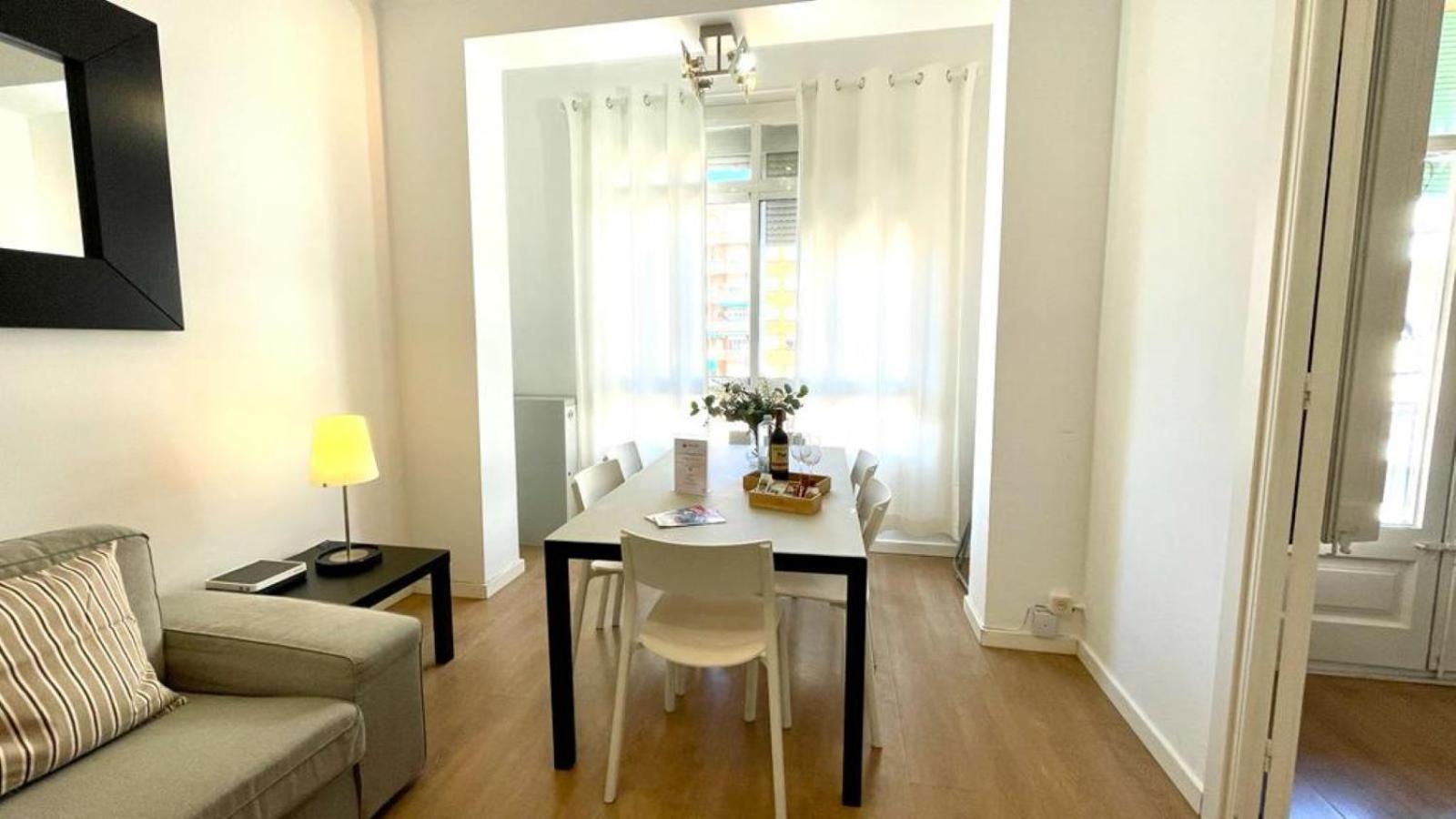 Suites4days Sagrada Familia Apartment Barcelona Bagian luar foto