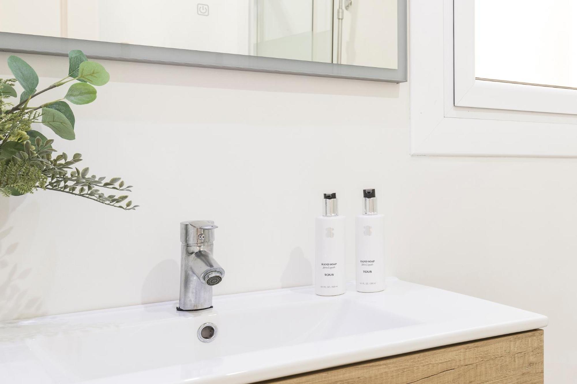 Suites4days Sagrada Familia Apartment Barcelona Bagian luar foto