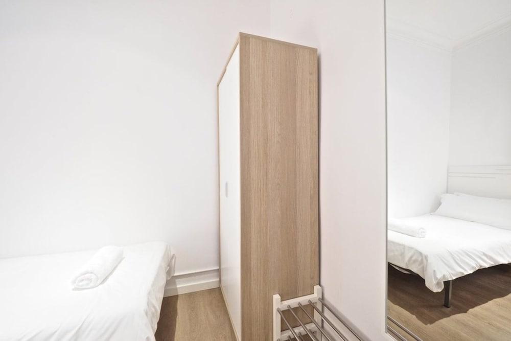 Suites4days Sagrada Familia Apartment Barcelona Bagian luar foto